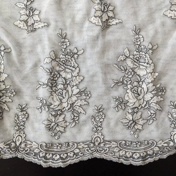 Altar'd State Crochet Sweater Size Medium - Picture 2 of 3